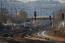 33 Minuten Marburg Hauptbahnhof (VIII). Kurz darauf zeigt sich 628 250 aus Frankenberg/Eder auf Gleis 1. (03. April 2009, 18:28)