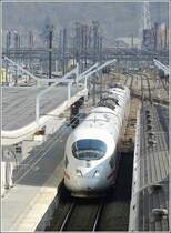 Einfahrt des ICE 14 in den Bahnhof Li�ge Guillemins aus Frankfurt/Main kommend, von der Fu�g�ngerbr�cke aus gesehen am 30.03.09. (Jeanny)