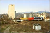 E-Lok 1216 025  World Record  f�hrt mit G�terzug 54575 von Gratwein-Gratkorn nach Villach.
Knittelfeld 6.4.2009