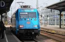 RHEINE (Kreis Steinfurt), 05.04.2009, 101 016-4 in Sonderlackierung als IC 145 von Amsterdam Schiphol nach Szczecin Główny bei der Einfahrt in den Bahnhof Rheine