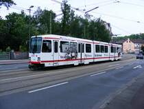 Ein DUEWAG-Stadtbahnwagen N8 der Dortmunder Stadtwerke in Dorstfeld als Zug der Linie U44 nach Marten am 16. Mai 2008.