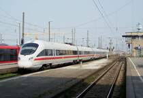  Freie und Hansestadt Hamburg  kommt hier mit seinem �stereich Tauglichen ICE-T in den Leipziger Hbf eingefaren. Es war der ICE 108 aus Innsbruck nach Berlin Hbf. 04.04.2009