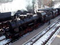 57 2770  dampfeln  mit ihren Kolleginnen 6381301 und 01533 anl�sslich des  HausruckDampfEvent  vor sich hin;090228