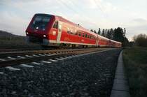 Ein IRE der BR 611 aus dem oberschw�bischen Aulendorf in Richtung Landeshauptstadt, hat soeben Reutlingen verlassen und legt sich hier am Reutlinger Tierheim mit funktionierender Neigetechnik in die Kurve. KBS 760; 8.04.09.
