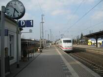 ICE 883 Hamburg-Altona - M�nchen Hbf bei der Durchfahrt am 31.03.09 in L�neburg auf Gl.1 Richtung Hannover Hbf.