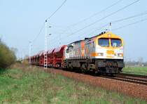 Eine Diesellok der Hvle kommt hier gleich in den L�bbenauer Bahnhof eingefahren. 08.04.2009