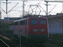 115 198 steht als Tfzf in D�sseldorf Hbf, leider in totalem sch*** Licht :-( 10.4.2009