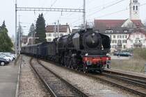 Der Extrazug des Vereins 241.A.65 f�hrt am 4.4.09 in Romanshorn ein.