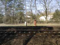 Zwei Fernmelder, ein sehr Alter und ein auch schon lang dort stehender neuerer.