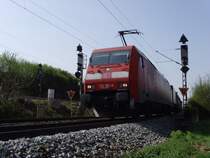 152 161-6 kam mir in Leutersberg auf dem Gegengleis entgegen. 15.04.09