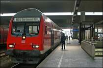 Langsam glaub ich die DB hat den Tf auf mich angesetzt ;-)
RE10423 mit Schublok 111 120 kurz vor der Abfahrt in D�sseldorf Hbf 15.4.2009