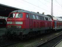 218 436-4 h�ngt am 14.4.2009 noch an ihrem S�dbahn-IRE. Wenig sp�ter setzt sie ab und eine Werbe-146 bringt den Zug in den Zielbahnhof Stuttgart.
