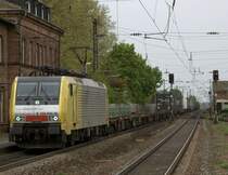 Dispolok E 189-995 SE f�hrt mit ihrem G�terzug in Ladenburg Richtung Weinheim. 16.04.3009