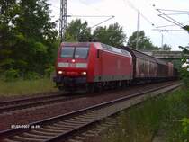 145 077 zieht ein Gemischten G�terzug �ber dne S�dlichen Berliner Aussenring.07.07.07
