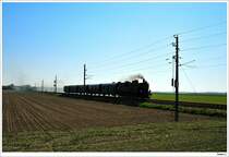 629.01 am 19.4.2009 mit dem R16258. Schattenspiel bei der Einfahrt in Fels/Wagram.