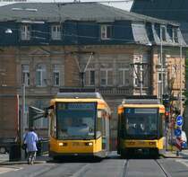 318 als 4 nach Waldstadt und 245 als 2 nach Wolfartsweier treffen sich in der Poststr. 15.4.09