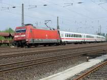 101 087-5 mit IC. Bochum-Ehrenfeld. 19.04.2009.
