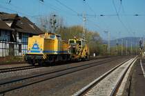 203 306 mit Stopfmaschiene am 10.4.2009 durch Kreiensen -> S�den