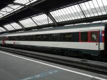 SBB - 2 Kl. Personenwagen B 50 85 20-73 026-0 im Hauptbahnhof von Z�rich am 20.02.2009