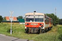 Bzmot 194 bei der Anfahrt von Lakitelek.