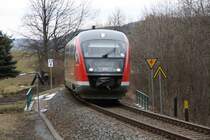 642 737-1 ist am 28.03.09 von Chemnitz nach Aue unterwegs, hier kurz vor Zw�nitz am ehemaligen Posten 37.