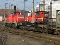 294 898-2 mit 333 678-1 huckepack im N�rnberger Bahnhof am 06.02.2009.