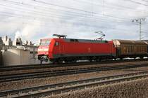 152 143-4 f�hrt mit einem Gz durch Fulda Richtung S�den am 17.04.09