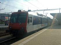 SBB: Einer der speziellsten RBDe 560 kam am 15.4.09 nach Rotkreuz.
Der RBDe 560 069 besitzt neben seinem Wappen ( Sirnach ) auch noch einen Namen ( Erich K�ser ). (15.4.09)