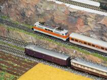 Eine alte 111 als Modellbahn Spur N