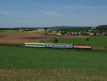 749 006-3 mit R 1247 nach Prag bei Ostrov u Tochovic am 17.05.2009