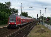 RB14 von Falkensee nach Senftenberg, �ber L�bbenau/Spreewald und Calau, hier gerade bei der Einfahrt in den Bahnhof von K�nigs Wusterhausen. 22.05.2009
