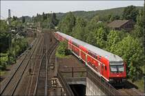 RE4  WUPPER-Express , Dortmund Hbf - Aachen Hbf, wird gleich den Bahnhof Schwelm durchfahren. 
