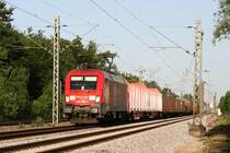 182 009 mit einem gemischten G�terzug am Abend des 23.05.2009 in Haar (bei M�nchen).