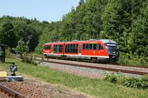 642 731-4 der Erzgebirgsbahn f�hrt auf seinem Weg nach Johangeorgenstadt am Eisenbahnmuseum Schwarzenberg vorbei.24.05.09.