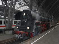 Die 01 1533 am 22.02.2009 in Leipzig Hbf. 