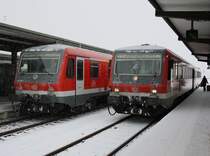 Der 628 580 und der 628 649 am 20.02.2009 beim Gr��tem Schneegest�ber in M�hldorf.