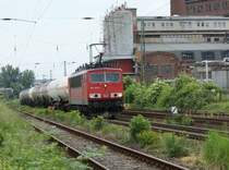 155 020-1 f�hrt mit ihren kurzen Gz aus Dessau kommend Richtung Bitterfeld am 22.05.2009