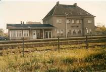 Empfangsgeb�ude vom Grenzbahnhof Tantow( Strecke Angerm�nde-
Szczecin)am 25.Oktober 1996.