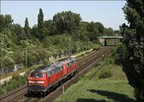 225 024 und 225 023 rollen in Richtung Wanne-Eickel. (30.05.2009) 

