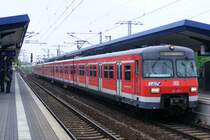 Am 30.04.09 f�hrt in Offenbach/M-Ost 420 288-3 als S-Bahn-Linie S9 (Wiesbaden Hbf-Hanau Hbf) ein und f�hrt in K�rze weiter nach Hanau Hbf.