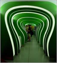 Intelligent + Virtuell. Im Wagen 6 des SciencExpress geht es um die Produktion von morgen. Eine neun Meter lange digitale Fabrikanlage zeigt die Fertigung von Produkten in punto Funktionalit�t, Design und Umweltschutz. 22.06.09 (Jeanny)