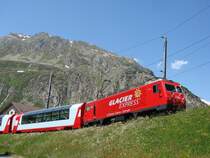 Lok HGe 4/4 II 106, im Bf. Andermatt, richtung Disentis/Must�r 18/06/2009