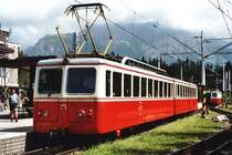 405 952-3 der TE� (Tatransk� Elektrick� �eleznicemit) mit Os 8017 �trbsk� Pleso-�trba auf Bahnhof �trbsk� Pleso am 2-8-2005. Bild und scan: Date Jan de Vries. 