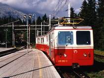 405 952-3 der TE� (Tatransk� Elektrick� �eleznicemit) mit Os 8033 �trbsk� Pleso-�trba auf Bahnhof �trbsk� Pleso am 2-8-2005. Bild und scan: Date Jan de Vries. 