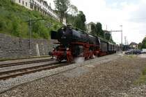 Pacific 01 202 f�hrt am 4.7.09 nach einem kurzen Aufenthalt aus Le Locle aus.