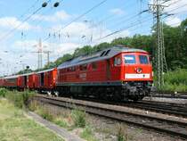 232 686-6 bringt diesen Hilfszug der DB AG Notfalltechnik nach K�ln-Gremberg. Am Zugende h�ngt die 145 038 mit aufgebockter Vorderachse. Aufgenommen am 04/07/2009.