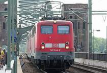 Ein Lokzug 140 554-8 ,BR 151 & 140 680-0 �berqueren die K�lner S�dbr�cke am 04.07.2009