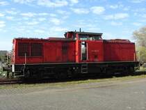Gerade ist BR 298 079-5 aus dem haldenslebener Stadhafen (UHH) wieder in den G�terbahnhof Haldensleben zur�ckgekehrt. (23.04.08)