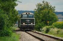 2143.40-0, unterwegs mit EZ 16253 von Ernstbrunn nach Korneuburg. Die Aufnahme entstand am 11.07.2009 kurz vor Korneuburg.