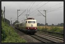 103 235 ist mit dem 91341 nach Posen unterwegs. Aufgenommen bei Nordb�gge. (11.07.2009)